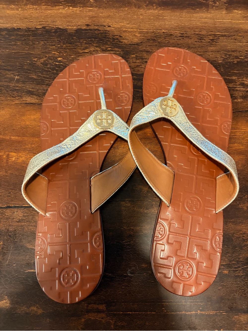 Tory Burch Metallic Gold Leather Logo Thong Sandals Size 10